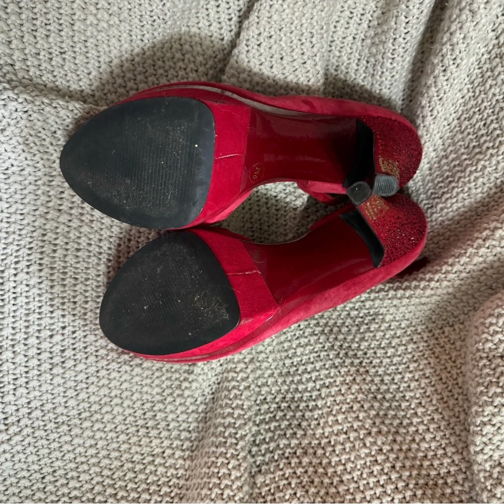Red‎ Gianni Bini Platform Stiletto Heels, Size 9